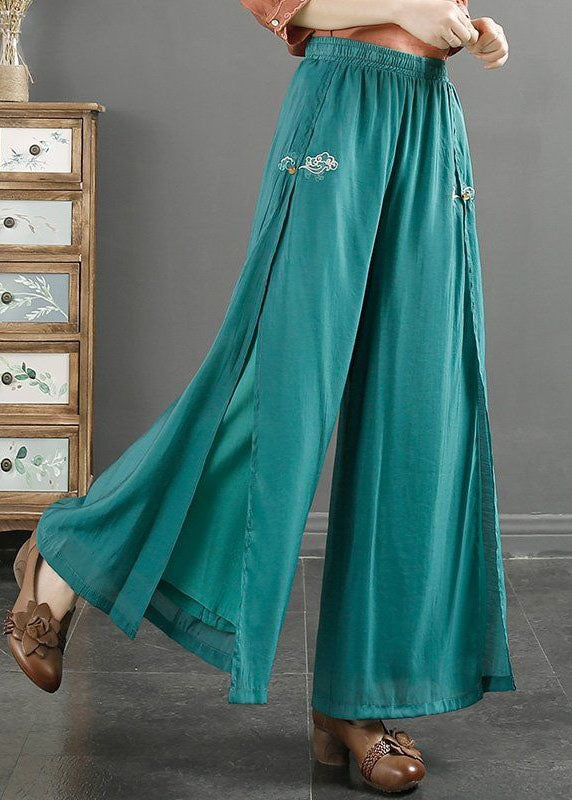 Beautifully Finished Pants in a Timeless Design