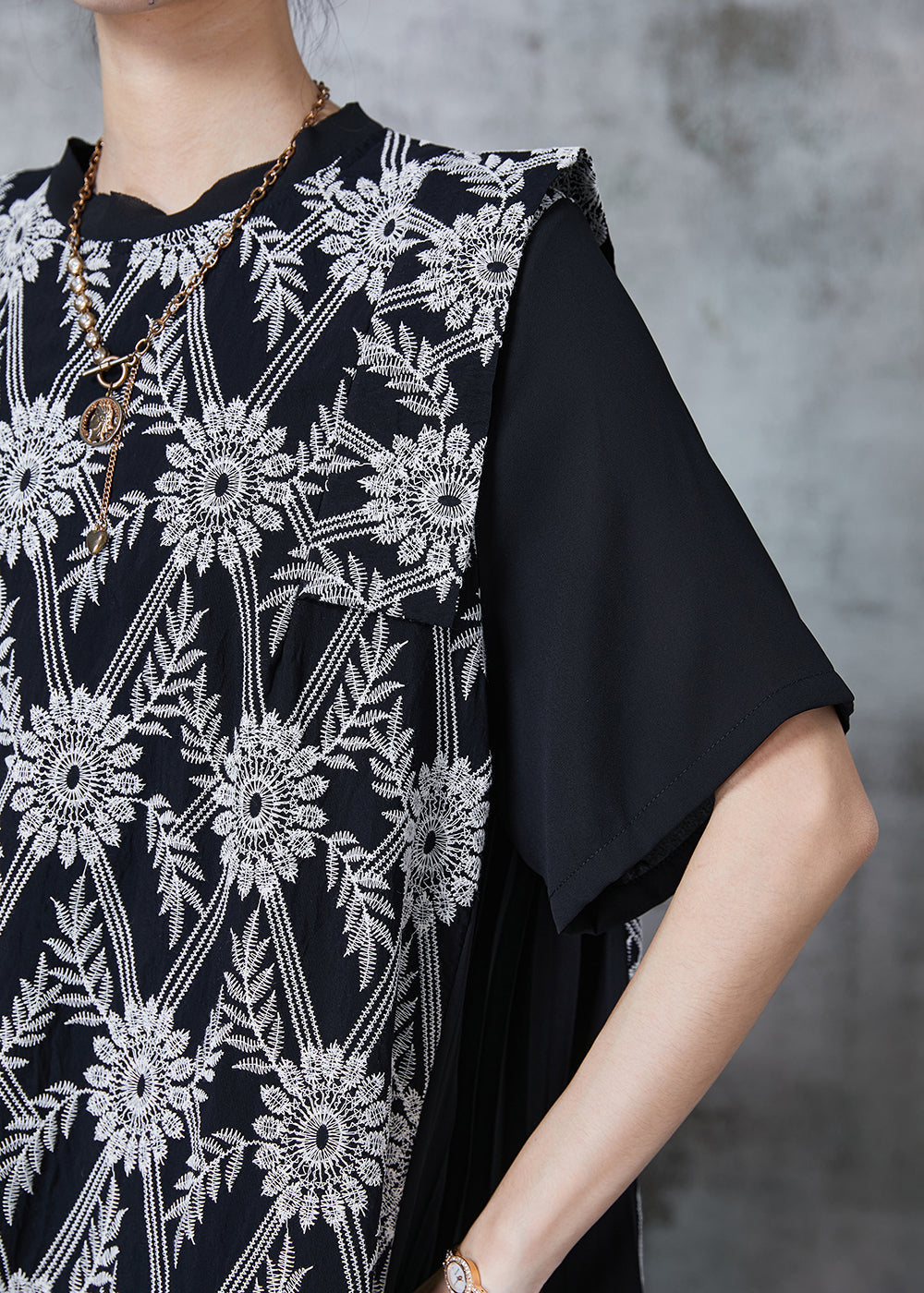 Elegantly Styled Dress for Everyday Wear