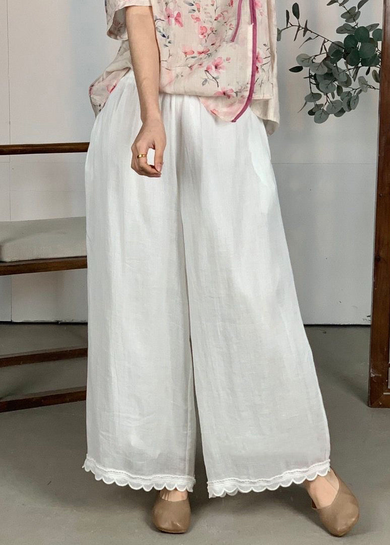 Effortlessly Elegant Pants with a Timeless Design