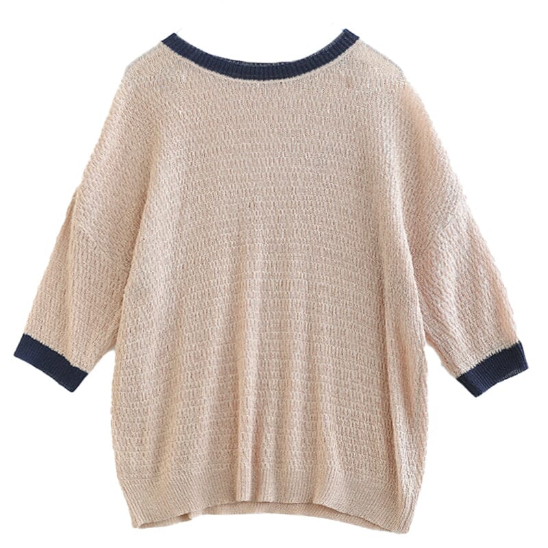 Effortlessly Elegant T-Shirt with a Timeless Design