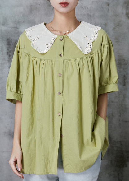 Well Tailored Blouse with a Graceful Silhouette