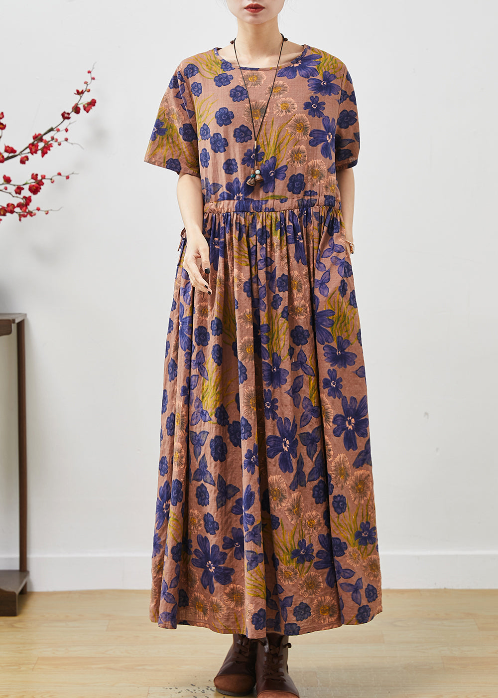 Gracefully Styled Dress for Any Occasion