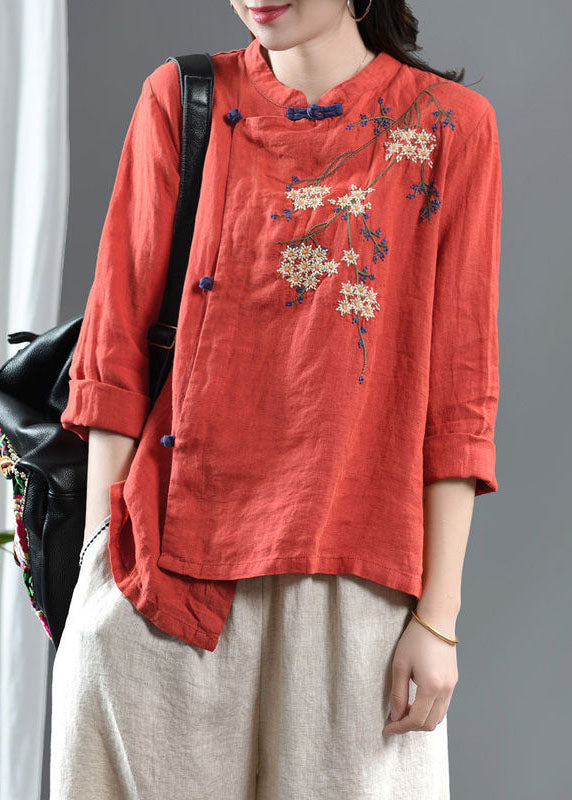 Effortlessly Elegant Top with a Timeless Design