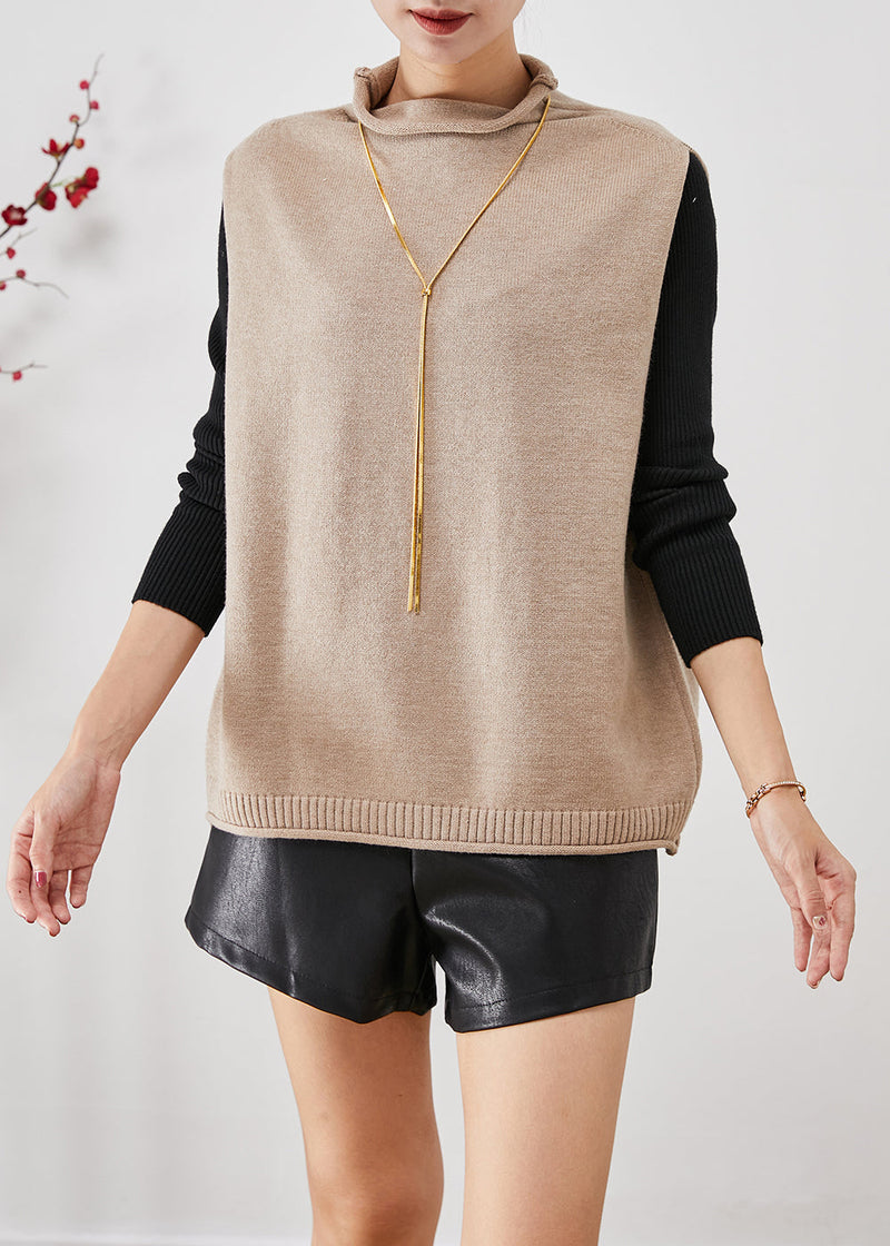 A Vintage Style Top with Delicate Timeless Details