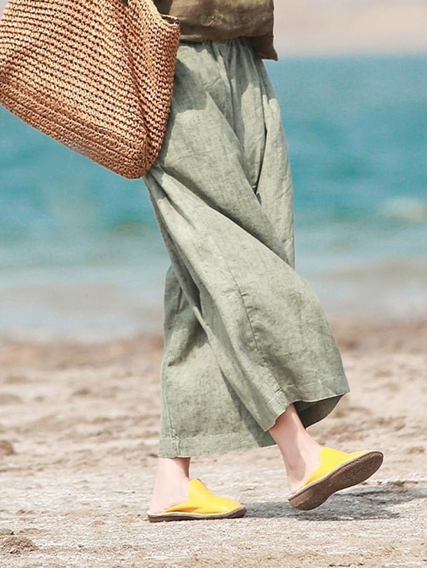 Well Tailored Pants with a Graceful Silhouette