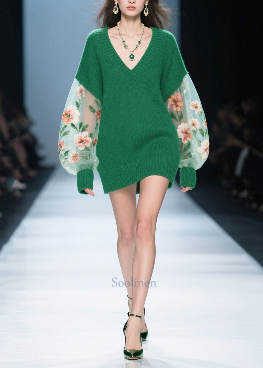 Well Tailored Dress with a Graceful Silhouette