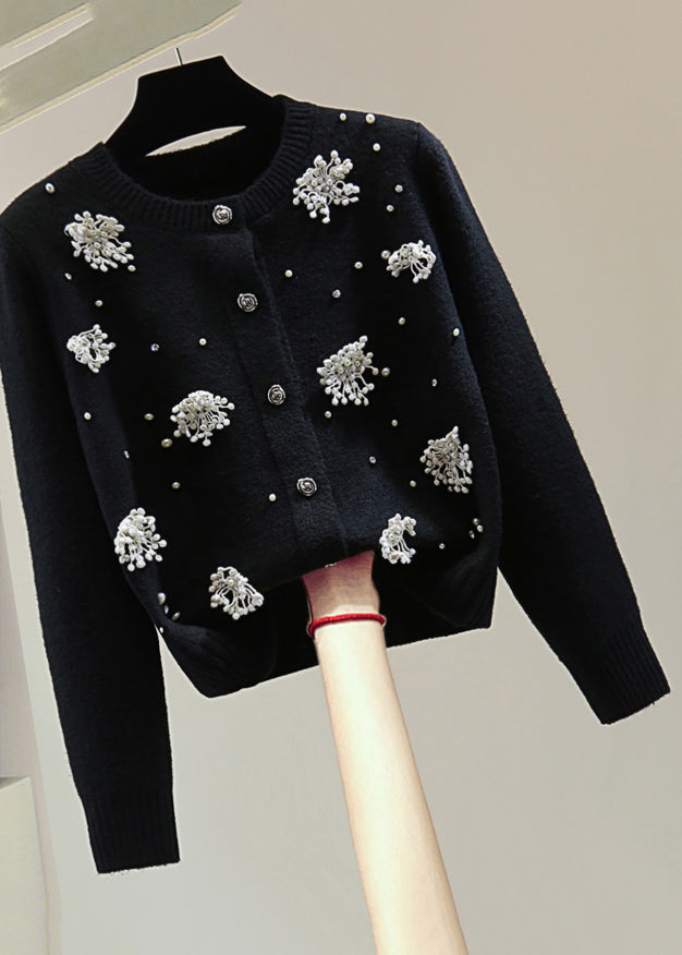 Beautifully Finished Sweater in a Timeless Design