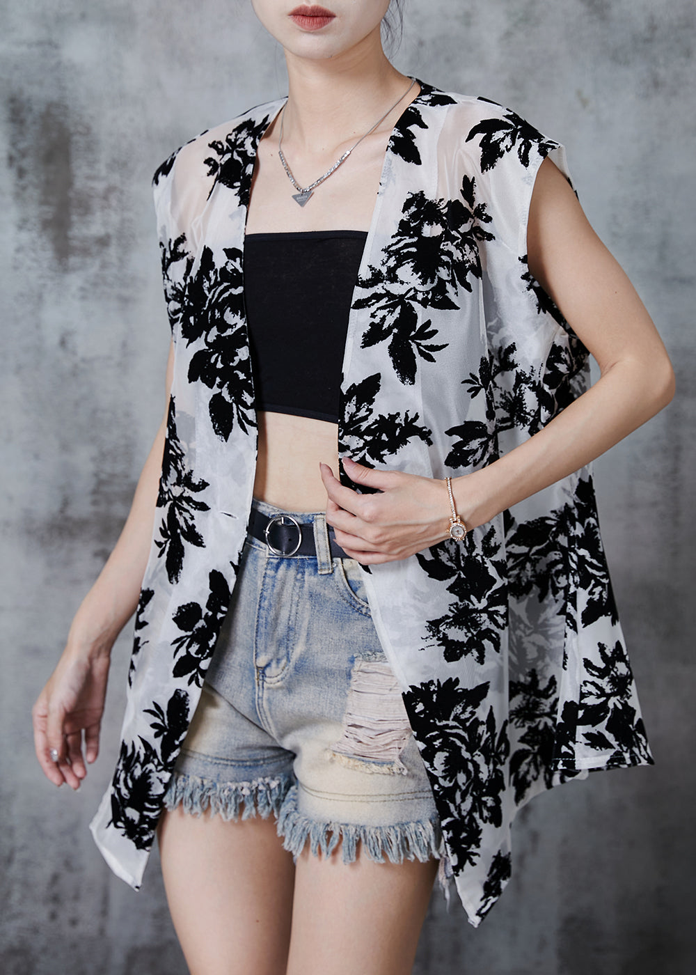 Classic Vintage & Enduringly Stylish Top