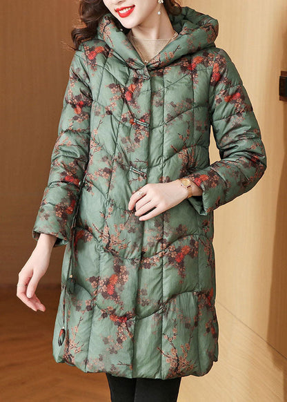 Beautifully Finished Coat in a Timeless Design