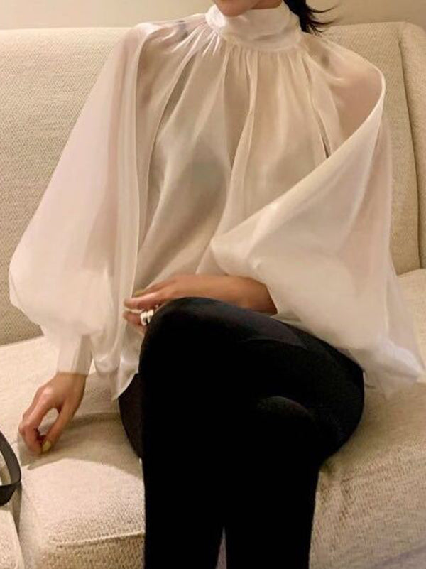 Classic Vintage & Enduringly Stylish Blouse