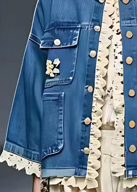 Beautifully Finished Coat in a Timeless Design
