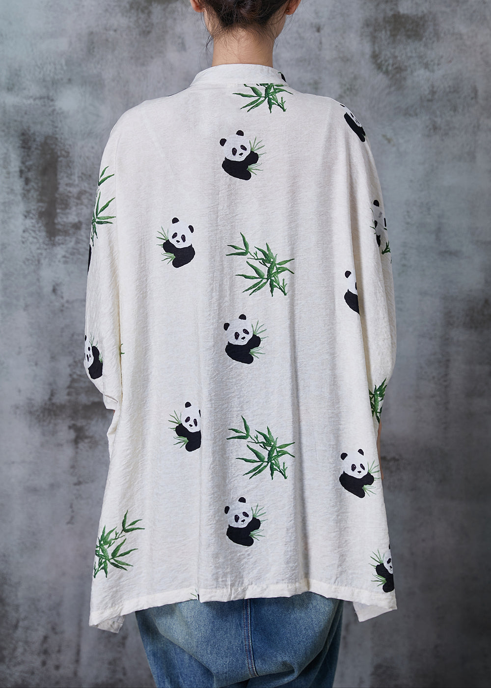 Effortlessly Elegant Blouse with a Timeless Design