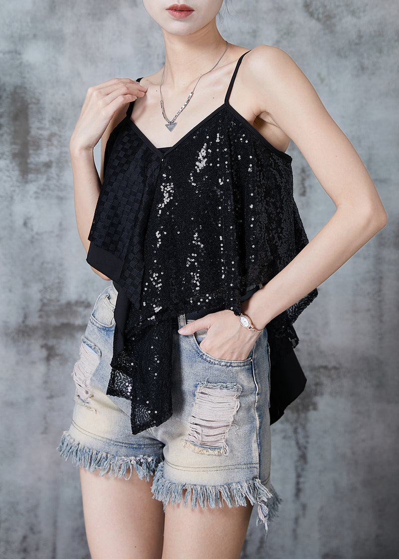 Effortlessly Elegant Garment with a Timeless Design
