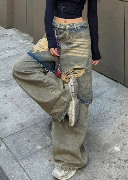 Well Tailored Pants with a Graceful Silhouette