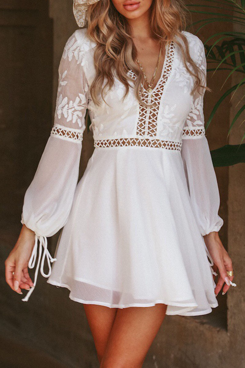 Beautifully Finished Dress in a Timeless Design