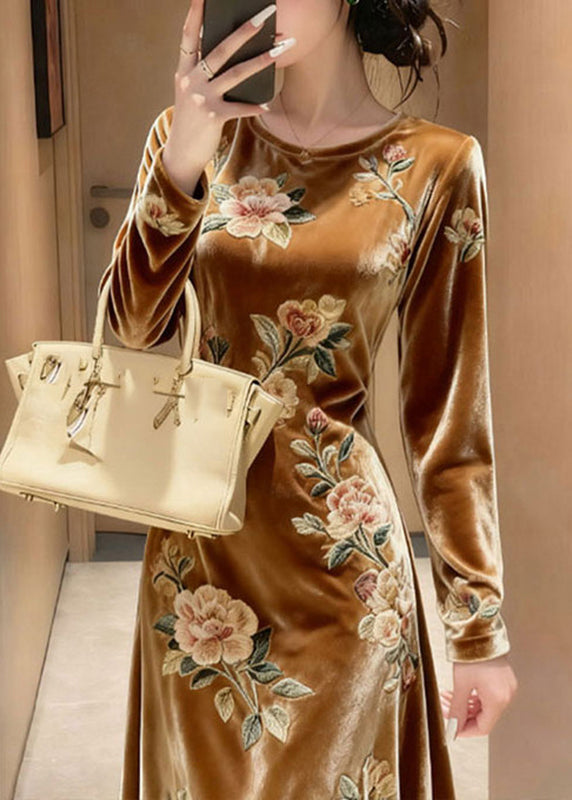 Gracefully Styled Dress for Any Occasion