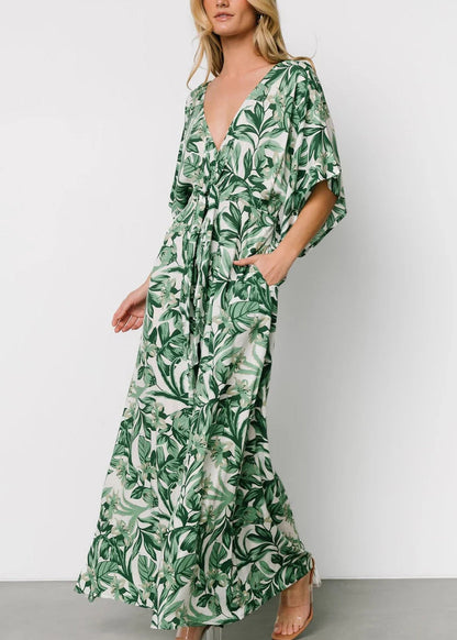 Beautifully Finished Garment in a Timeless Design