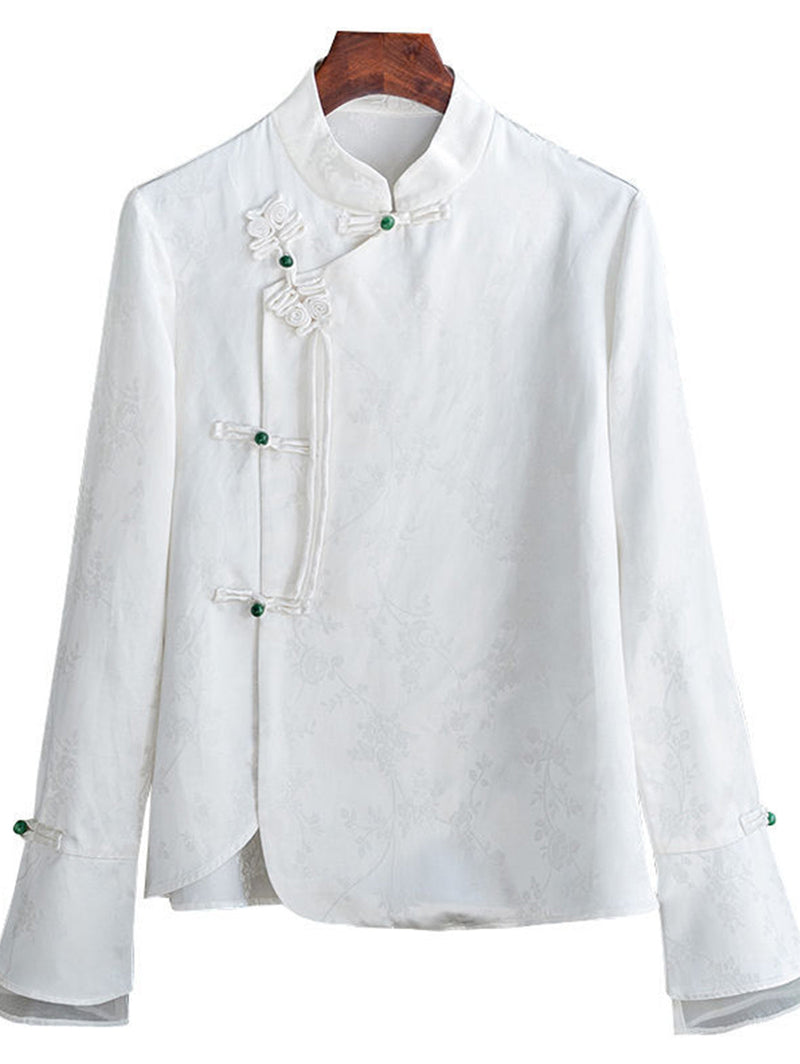 Sophisticated Blouse with a Clean Classic Look