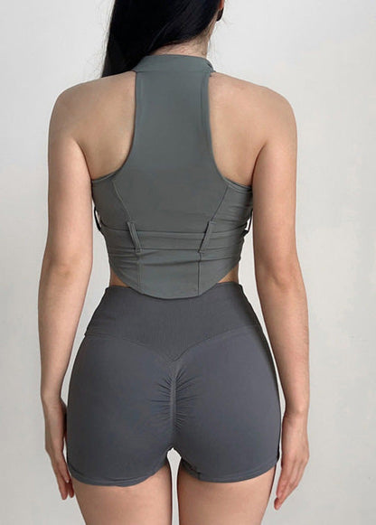 Well Tailored Top with a Graceful Silhouette