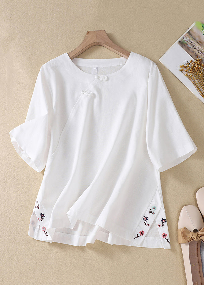 Classic Vintage Shirt with a Flattering Fit