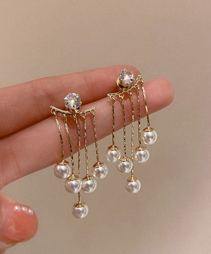 Stunning Gold Earring for Daily Wear