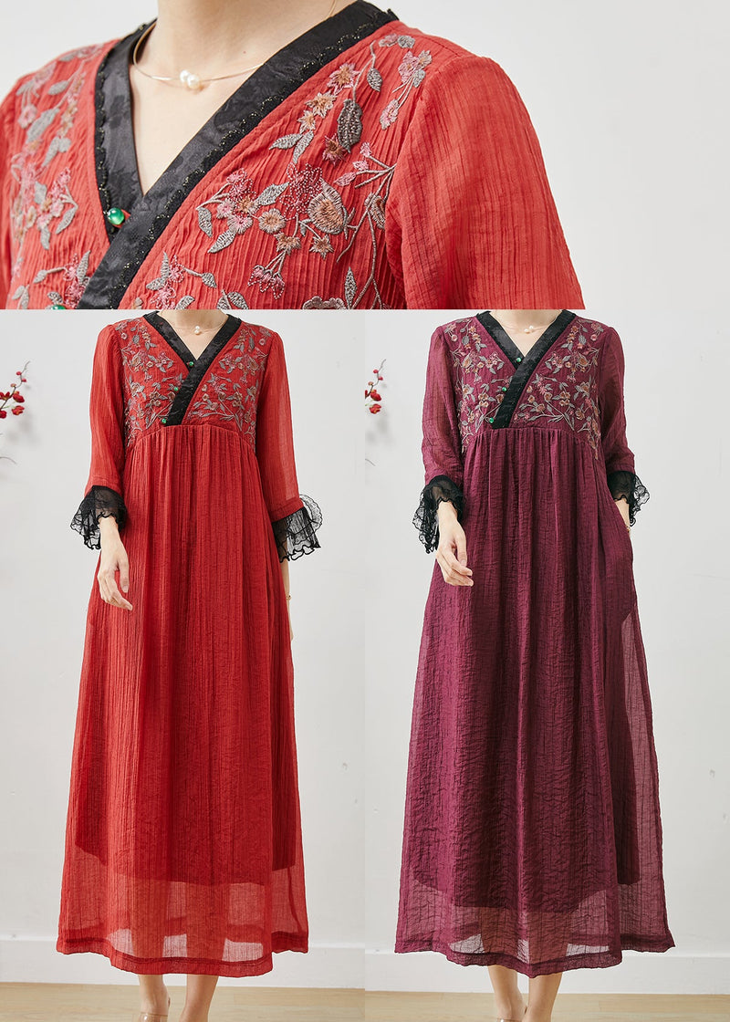 Beautifully Finished Dress in a Timeless Design