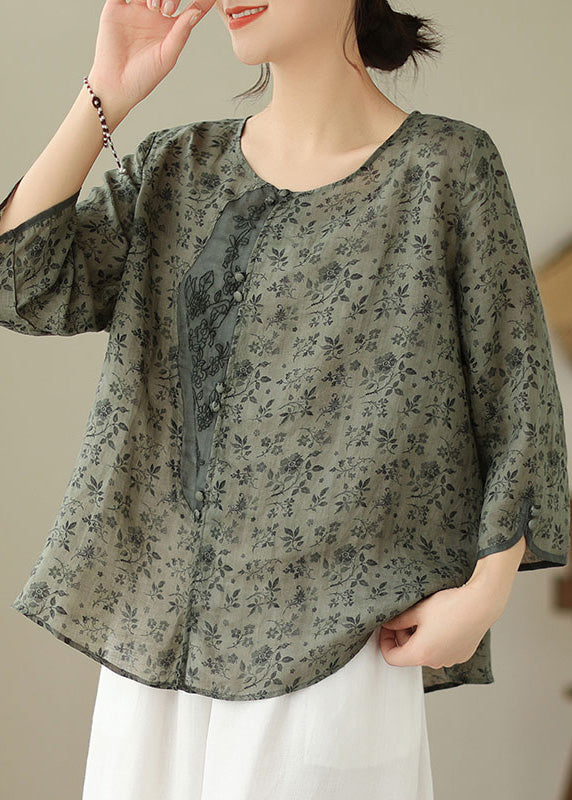 Beautifully Finished Shirt in a Timeless Design