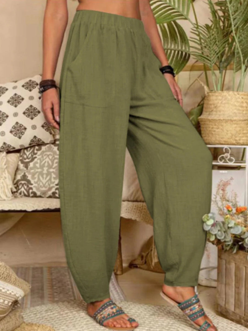 Sophisticated Pants with a Clean Classic Look