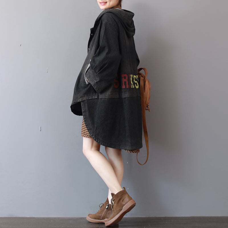 Beautifully Finished Coat in a Timeless Design