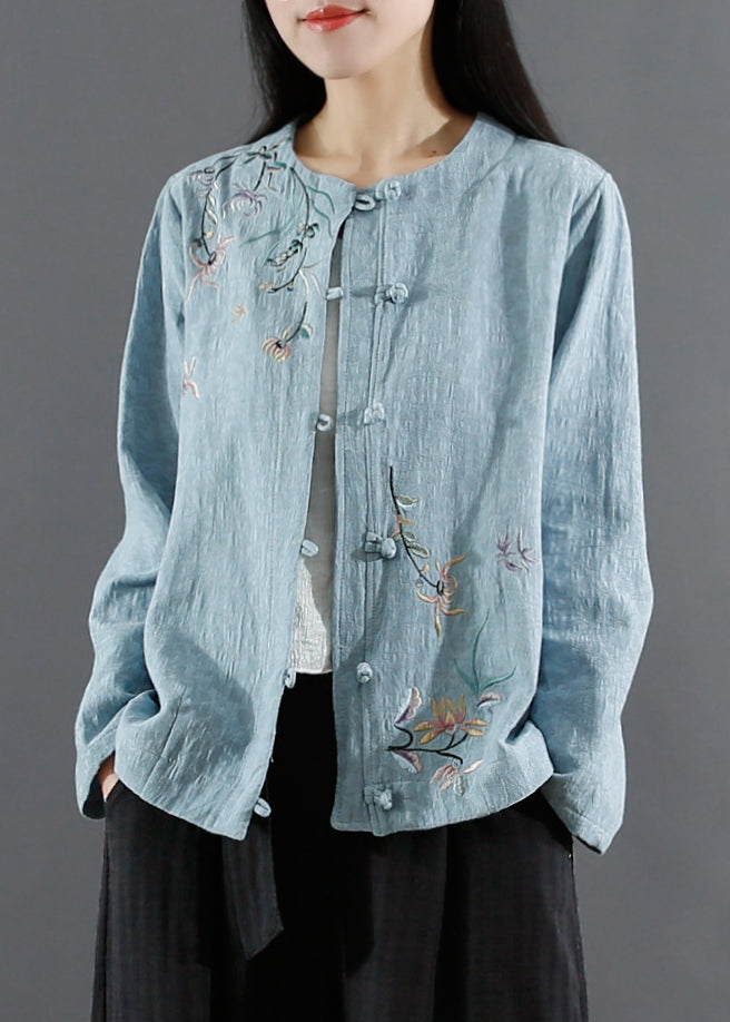 Gracefully Styled Coat for Any Occasion