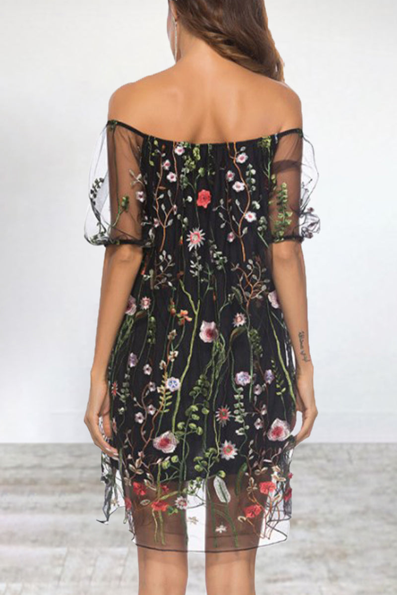 Effortlessly Elegant Dress with a Timeless Design