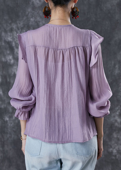 Well Tailored Top with a Graceful Silhouette