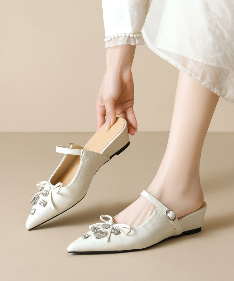 Graceful Orthopedic Sandals for Modern Look