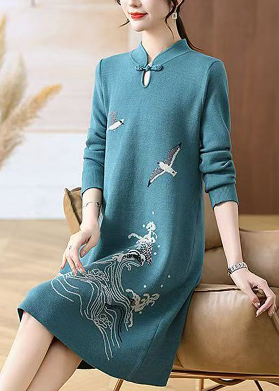 Well Tailored Sweater with a Graceful Silhouette