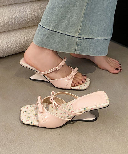 Graceful Orthopedic Sandals for Modern Look