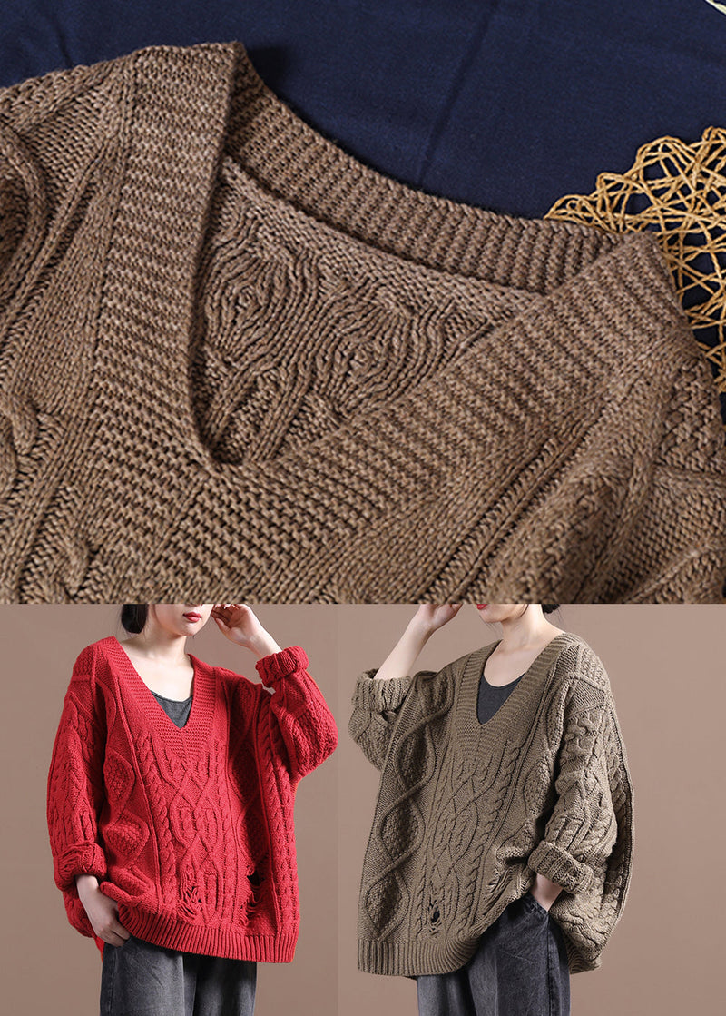 Well Tailored Sweater with a Graceful Silhouette