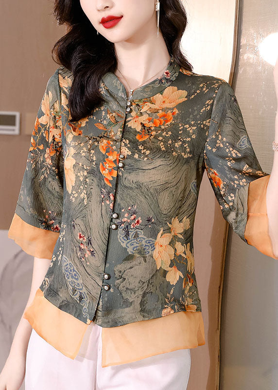 Gracefully Styled Blouse for Any Occasion