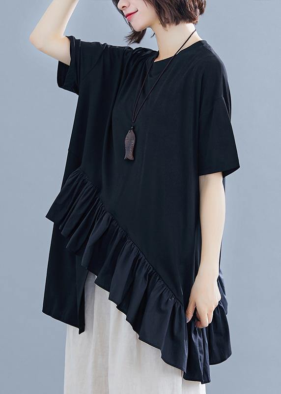 Well Tailored Blouse with a Graceful Silhouette