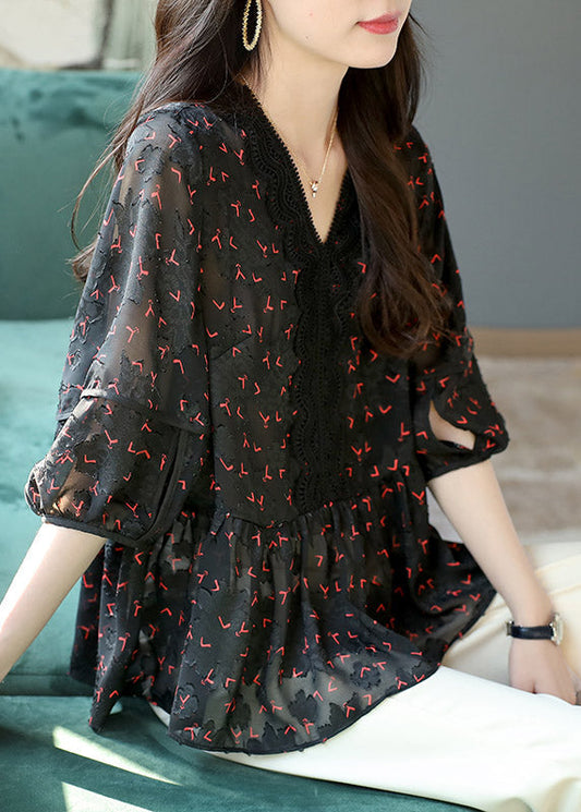 Classic Vintage Shirt with a Flattering Fit