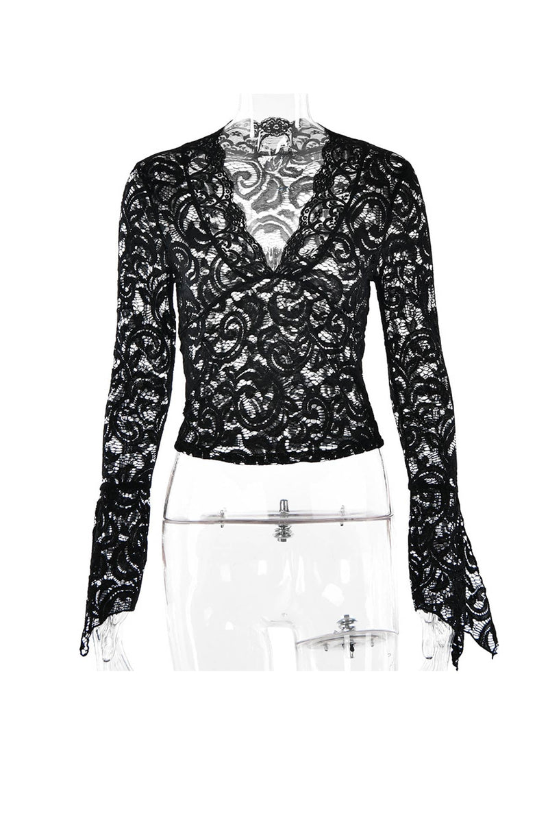 A Vintage Style Top with Delicate Timeless Details