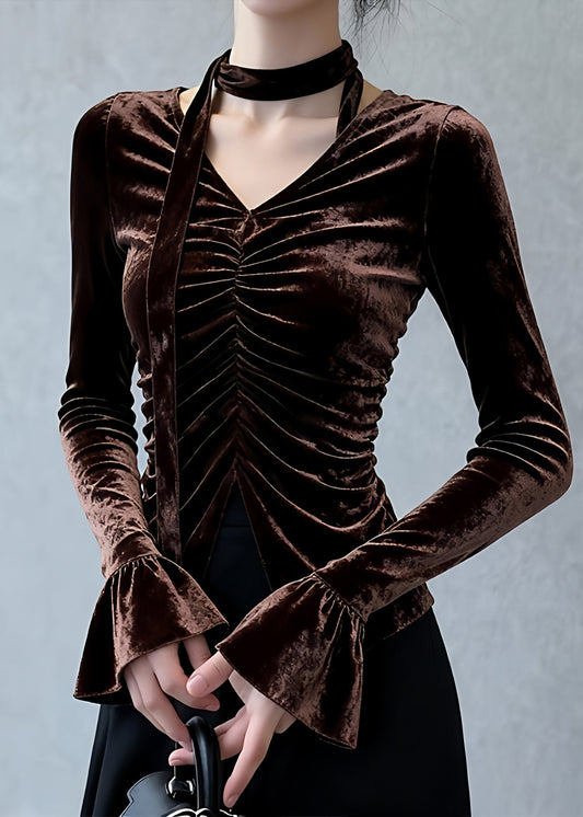 Beautifully Finished Top in a Timeless Design