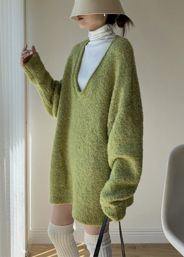 Sophisticated Sweater with a Clean Classic Look