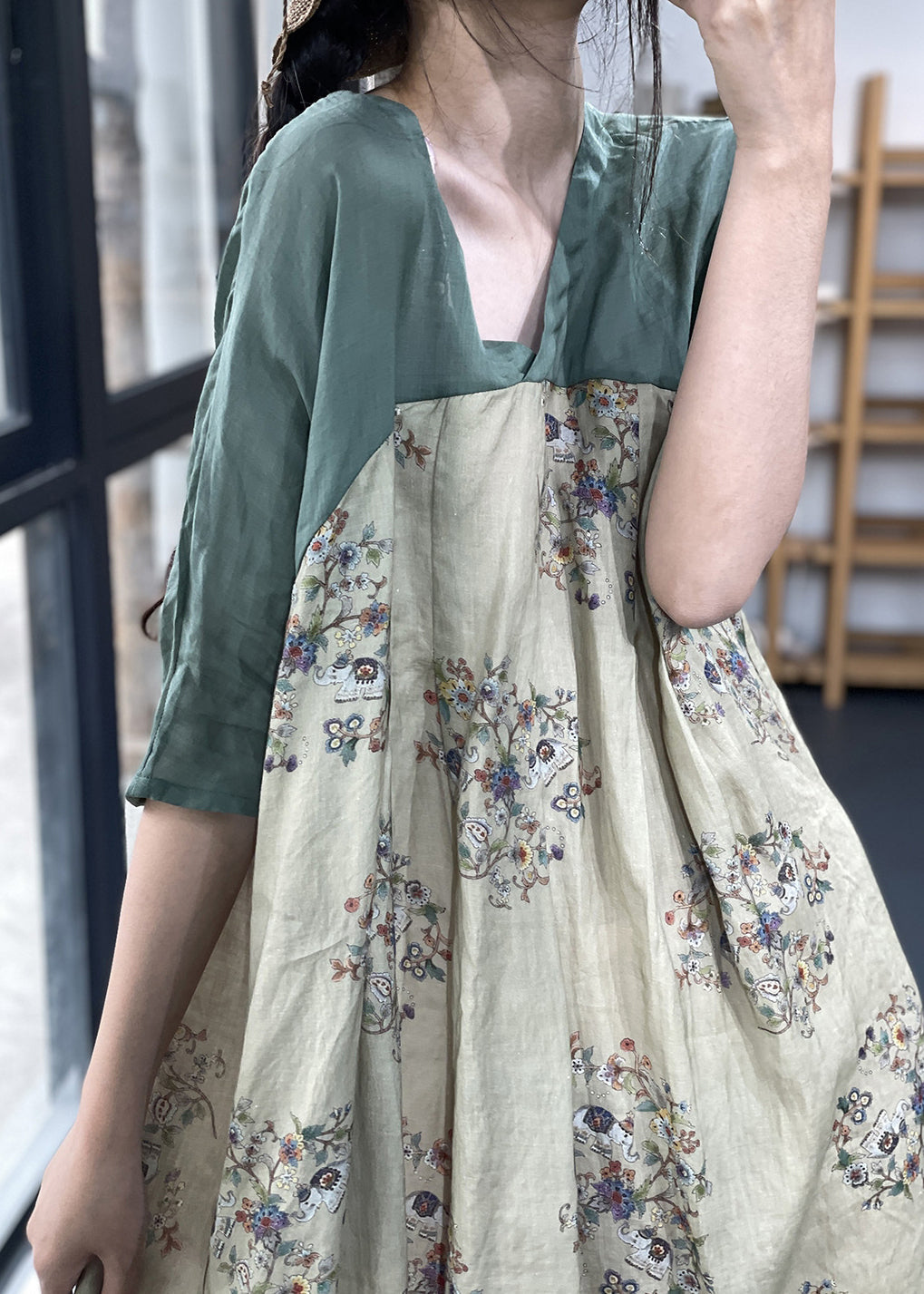 Classic Vintage & Enduringly Stylish Dress