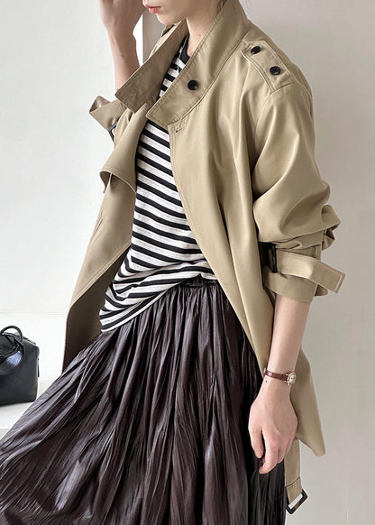 Gracefully Styled Coat for Any Occasion