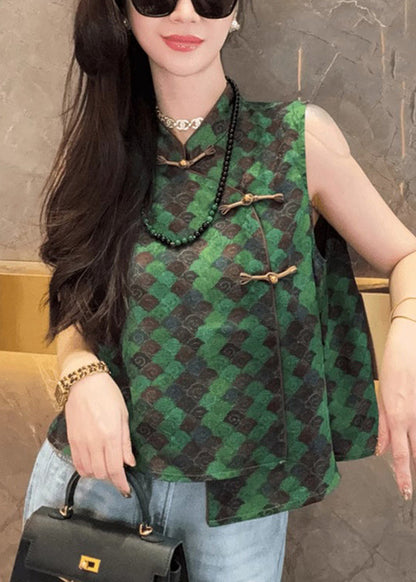 Beautifully Finished Top in a Timeless Design