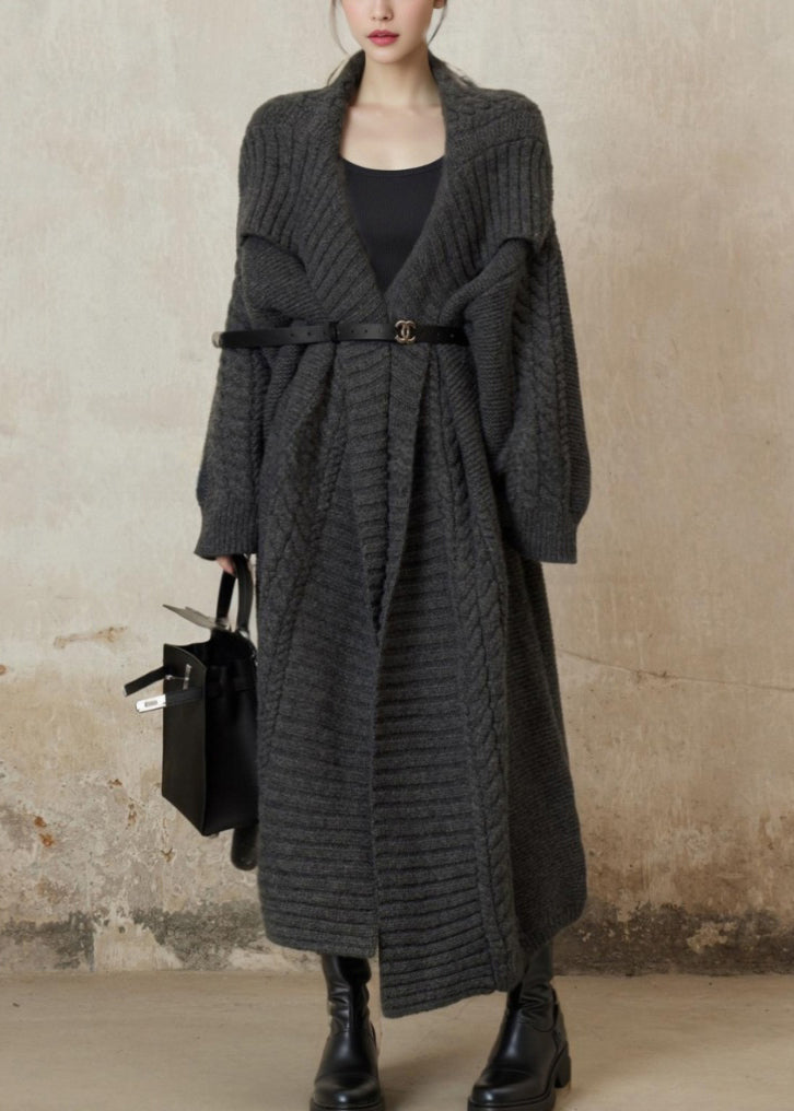 Gracefully Styled Cardigan for Any Occasion