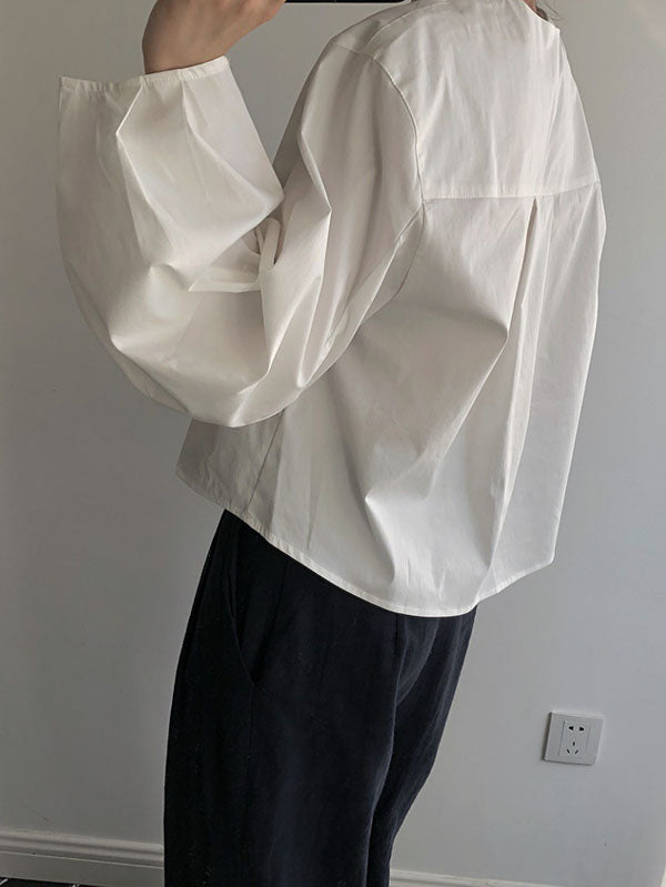 Effortlessly Elegant Shirt with a Timeless Design