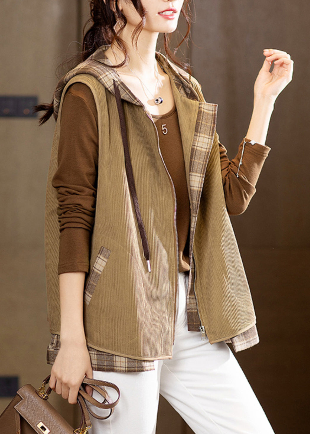 Elegantly Styled Coat for Everyday Wear