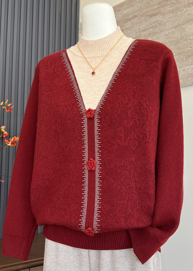 Effortlessly Elegant Top with a Timeless Design