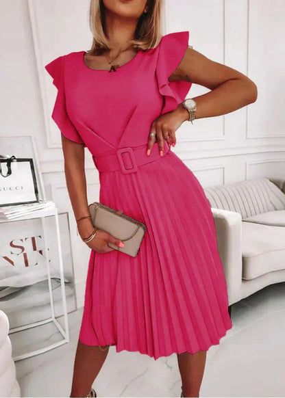 Effortlessly Elegant Dress with a Timeless Design